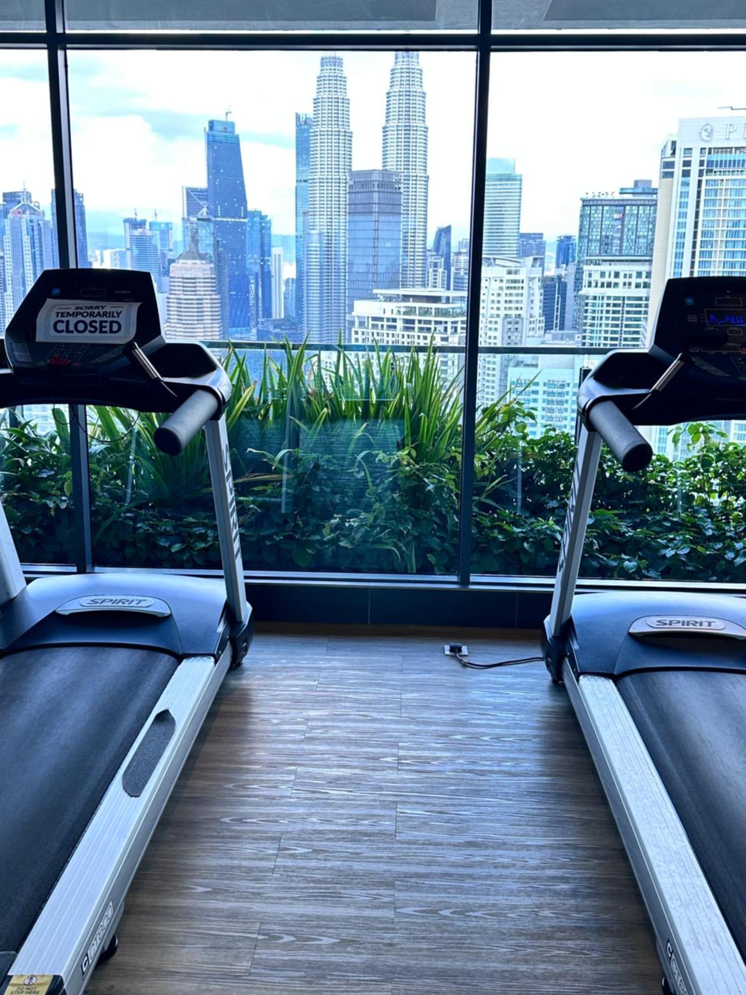 The Luxe Infinitum Klcc By Sahara Appartement Kuala Lumpur Buitenkant foto