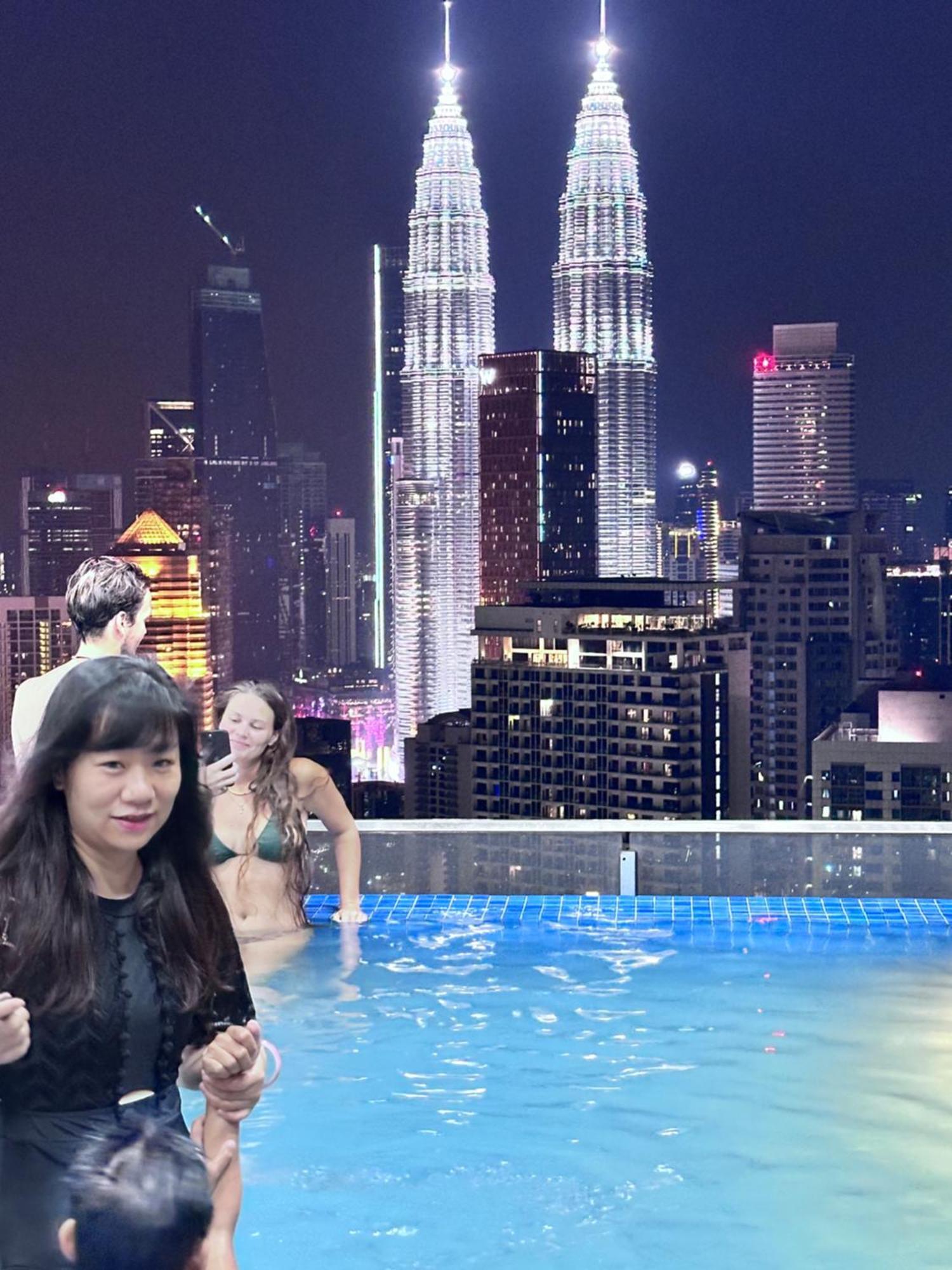 The Luxe Infinitum Klcc By Sahara Appartement Kuala Lumpur Buitenkant foto
