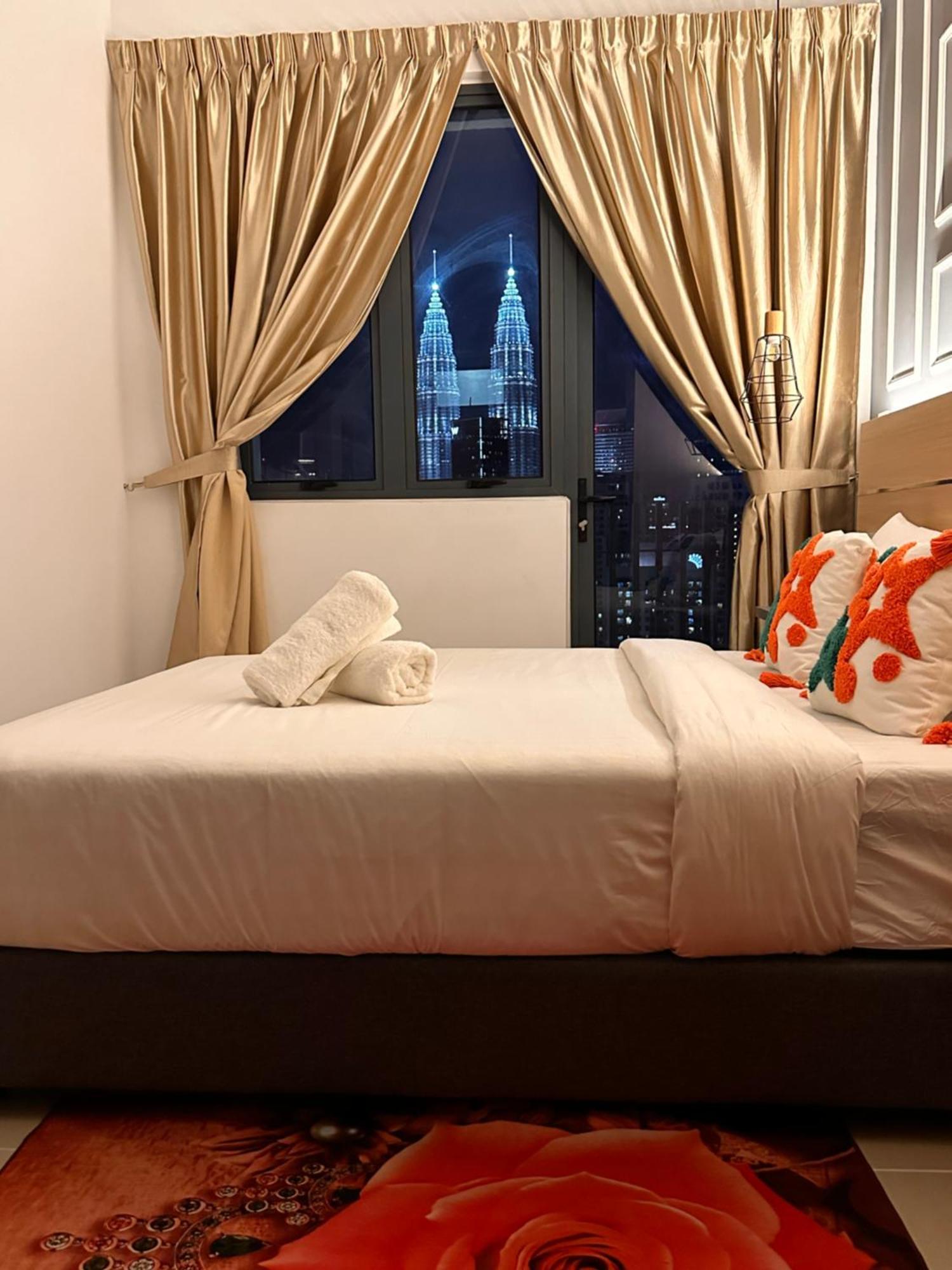 The Luxe Infinitum Klcc By Sahara Appartement Kuala Lumpur Buitenkant foto