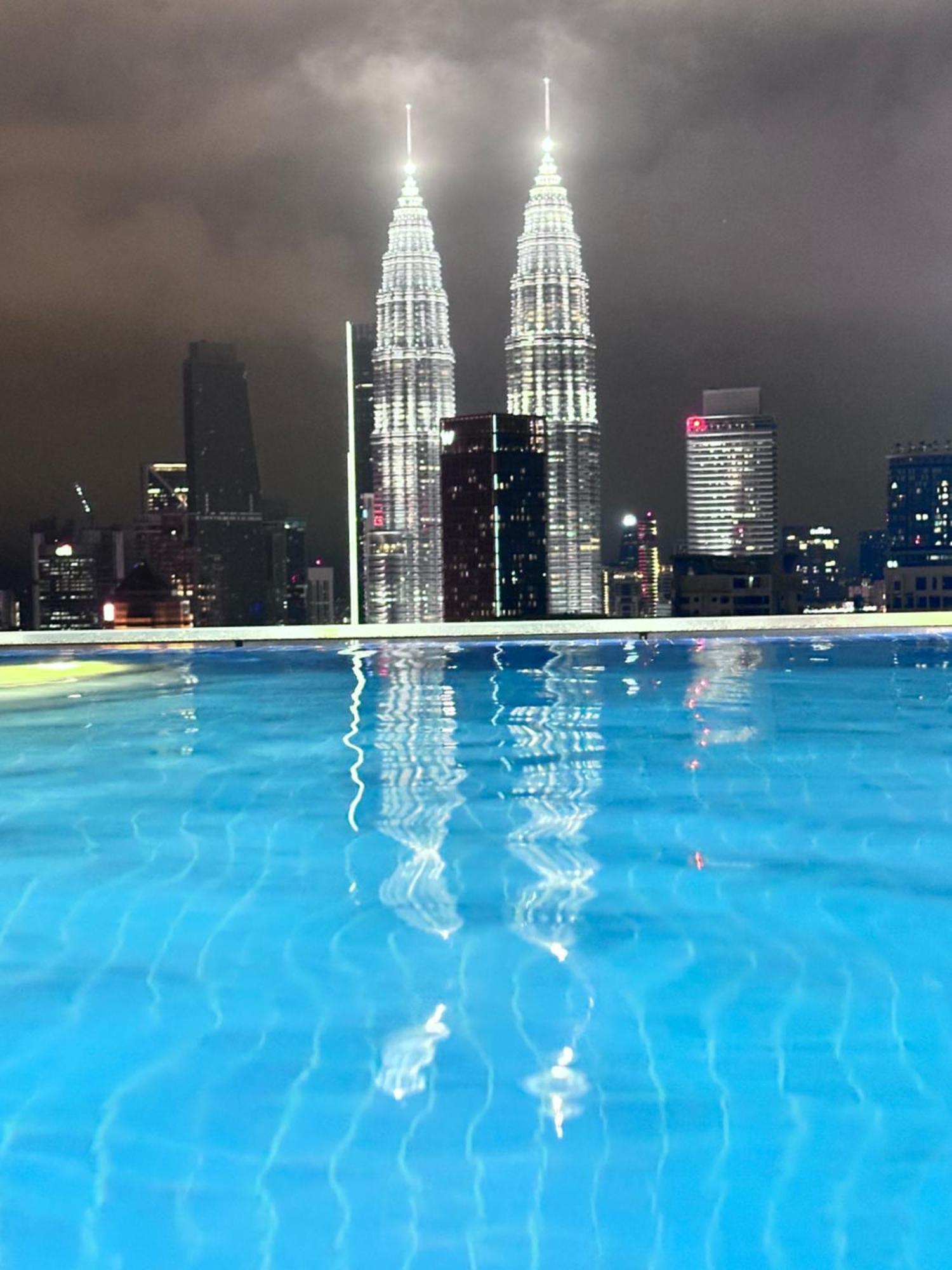 The Luxe Infinitum Klcc By Sahara Appartement Kuala Lumpur Buitenkant foto